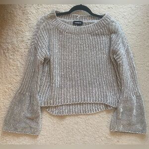 5/$20 Oversized express flare sleeved sweater